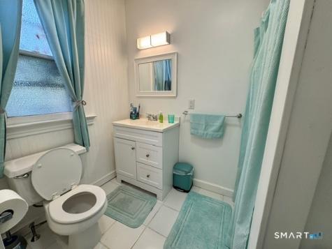 86 Hinman Street West Haven CT 06516