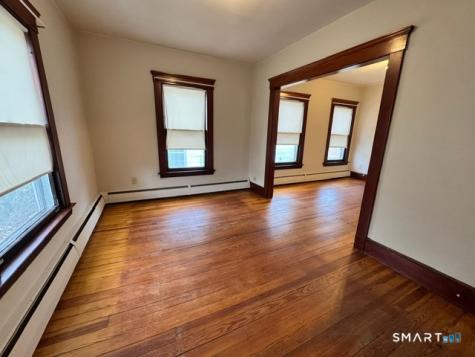 86 Hinman Street West Haven CT 06516