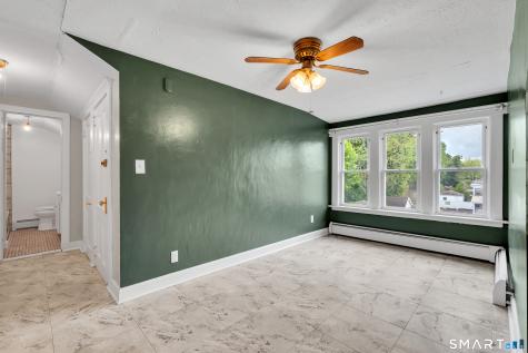 1428 Dixwell Avenue Hamden CT 06514