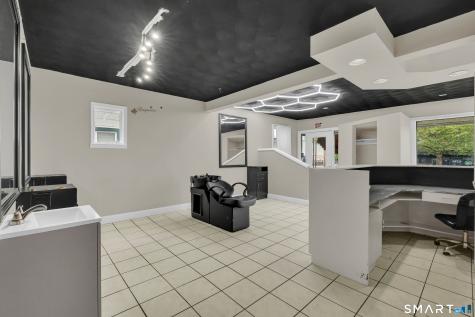 1428 Dixwell Avenue Hamden CT 06514
