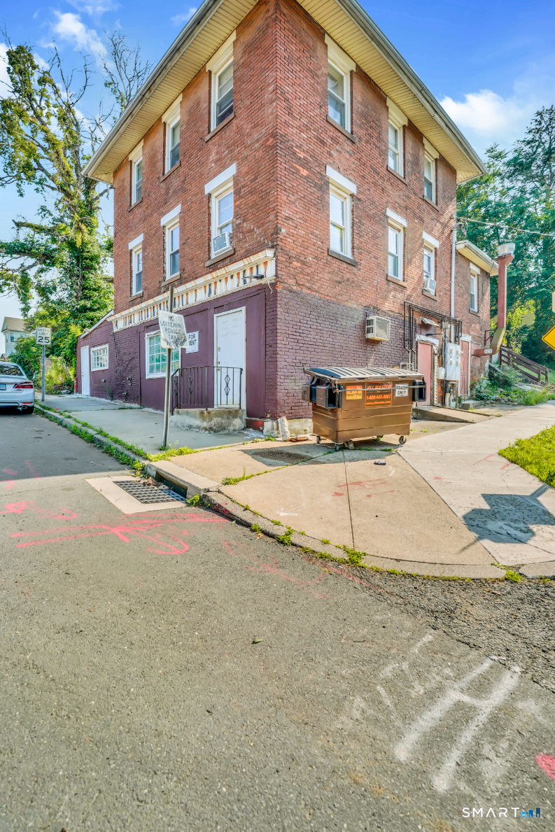 71 East Main Street Middletown CT 06457