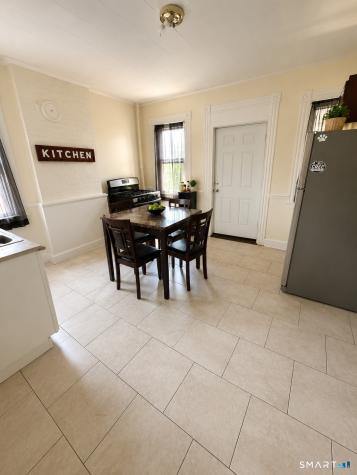 137-139 Babcock Street Hartford CT 06106