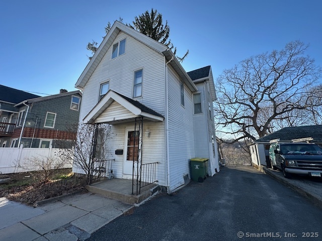 13 Simons Avenue Waterbury CT 06706