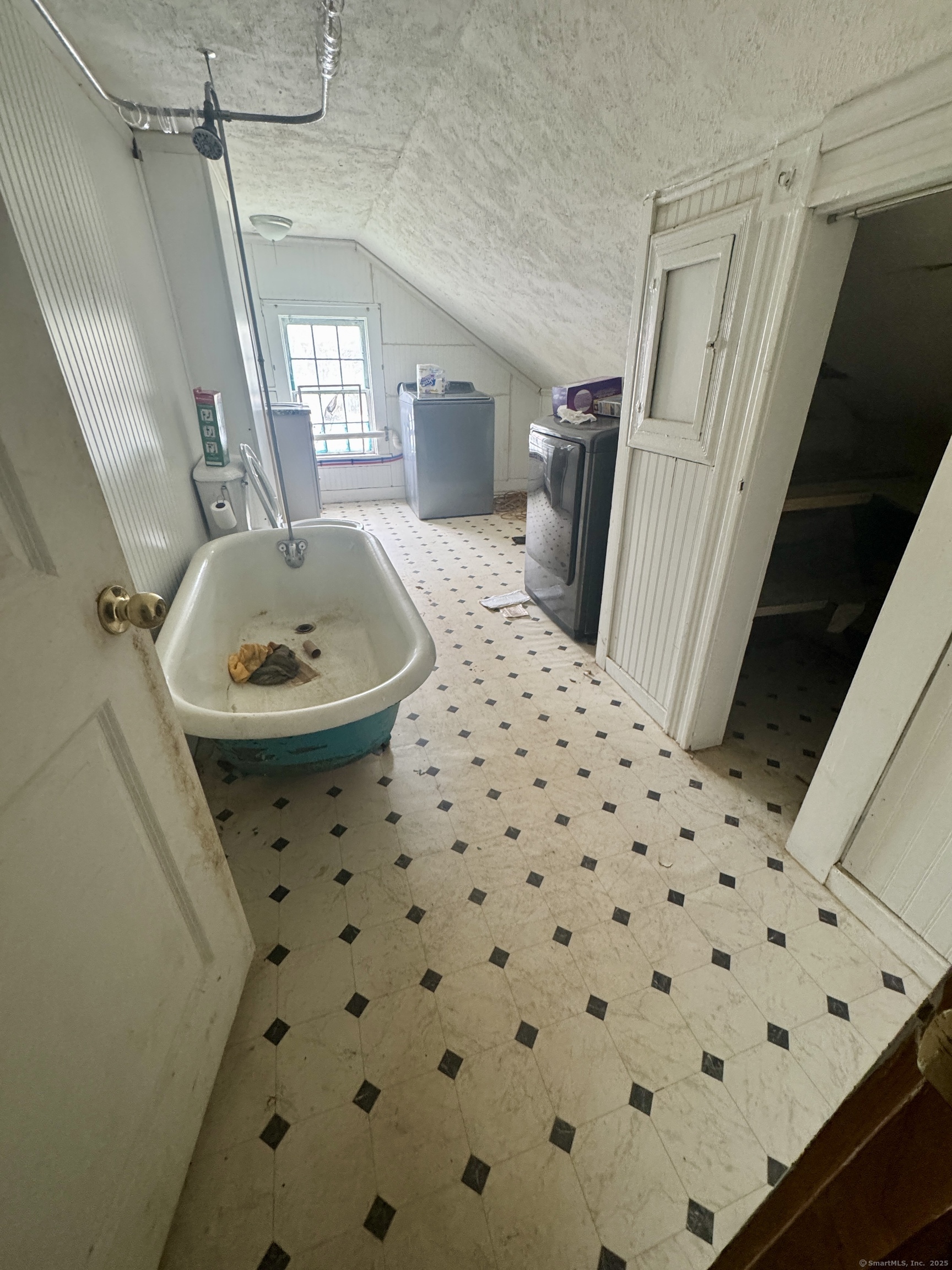 44-46 South Chestnut Street Plainfield CT 06374