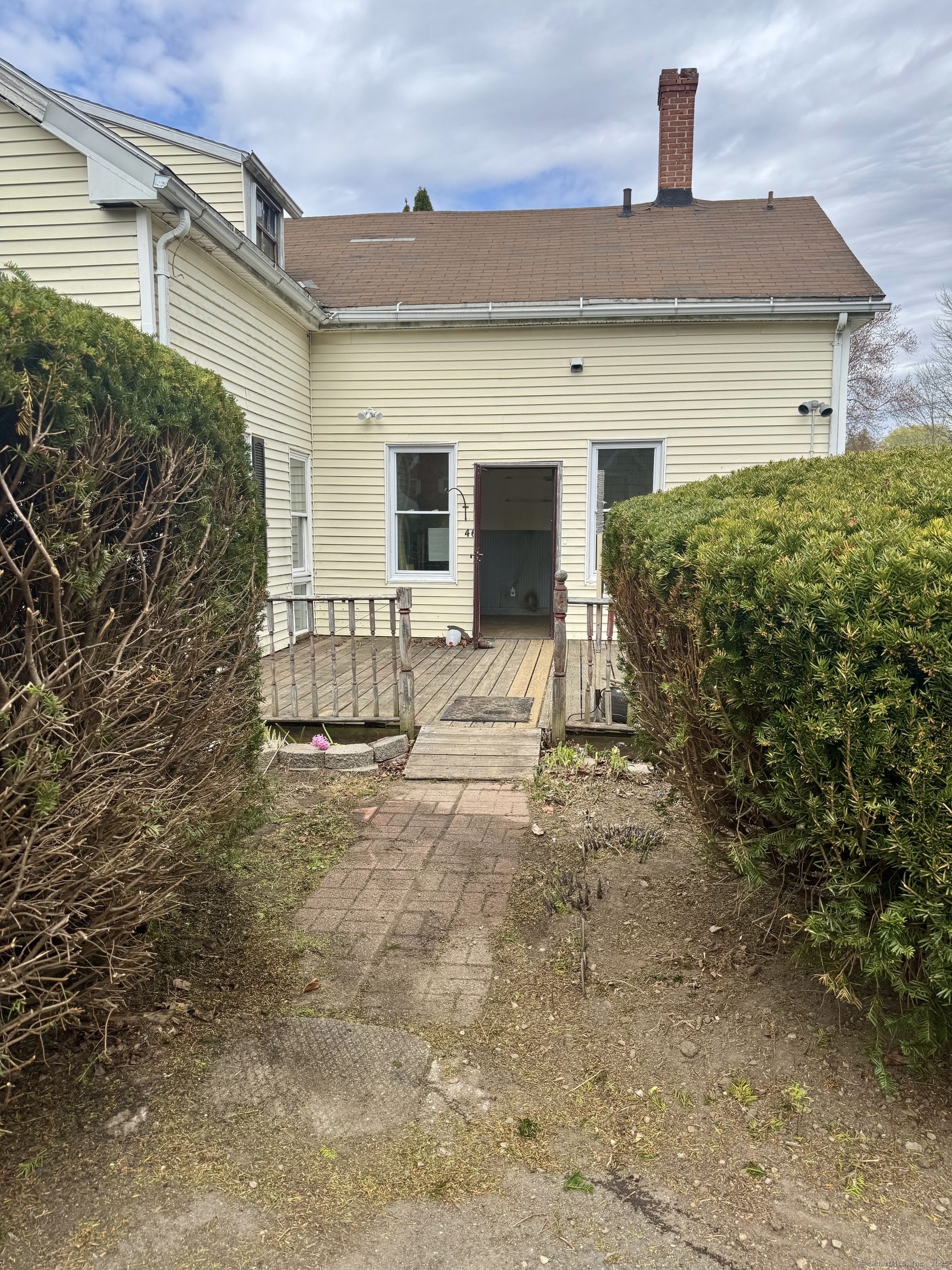 44-46 South Chestnut Street Plainfield CT 06374