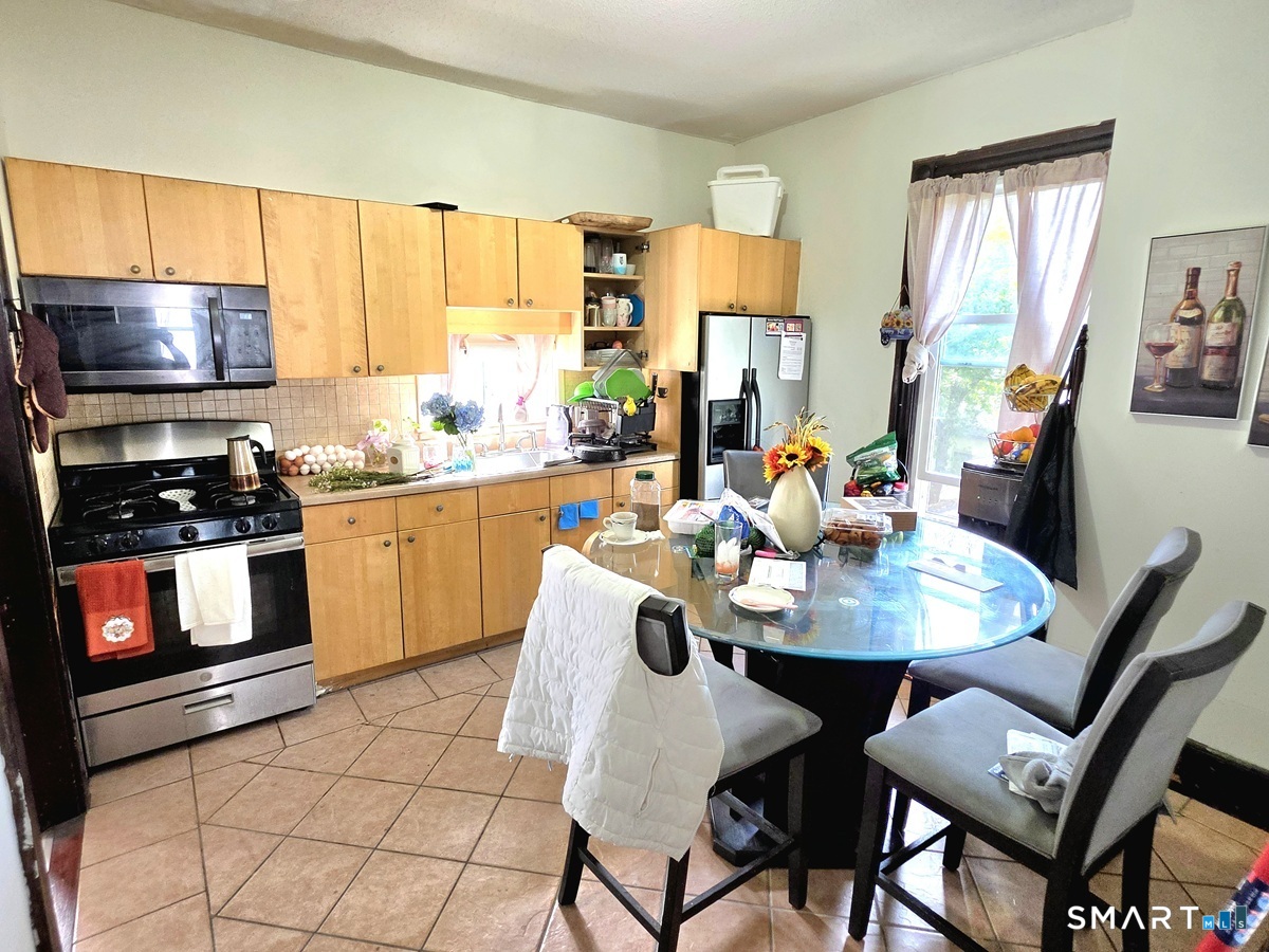 23 Randolph Avenue Meriden CT 06451