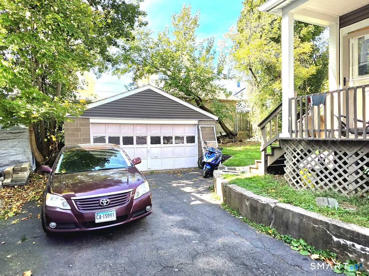 23 Randolph Avenue Meriden CT 06451