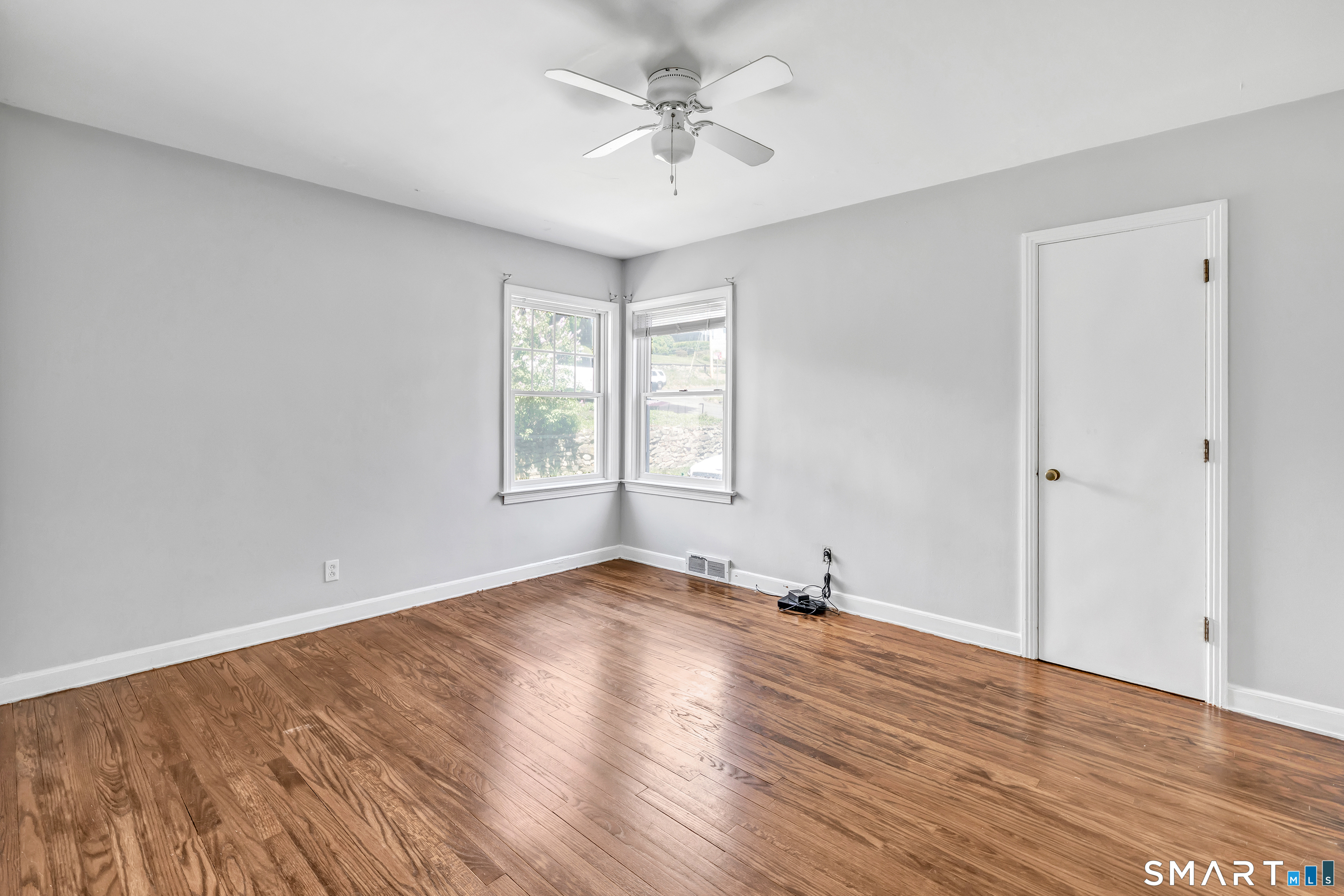 48 Mountain Street Derby CT 06418