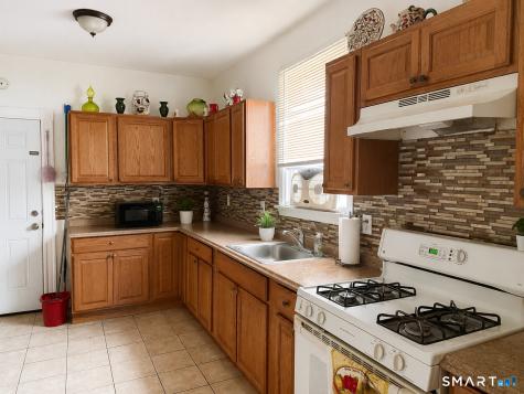 130 Plymouth Street New Haven CT 06504