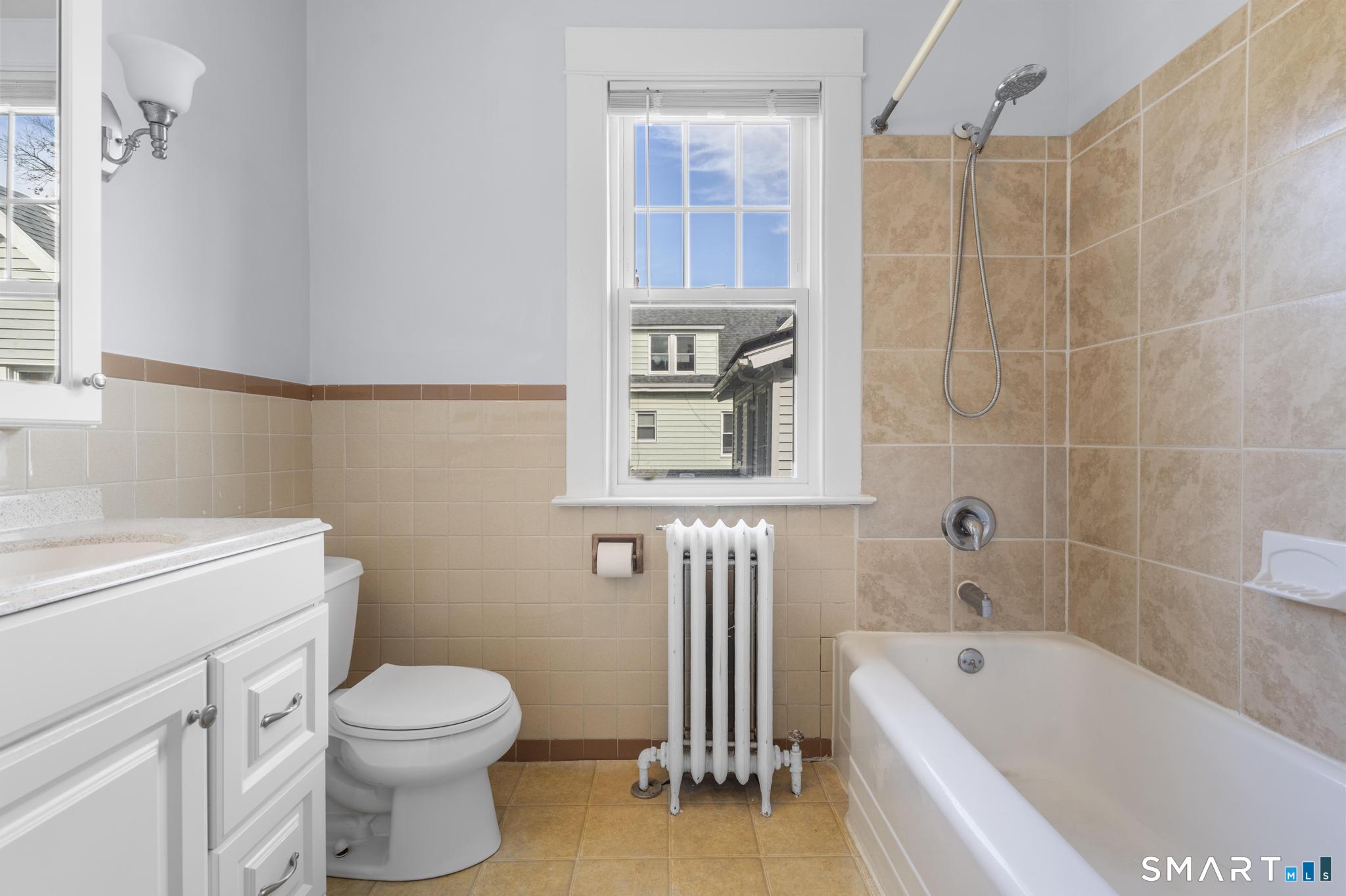 122 Clifford Street Hamden CT 06517