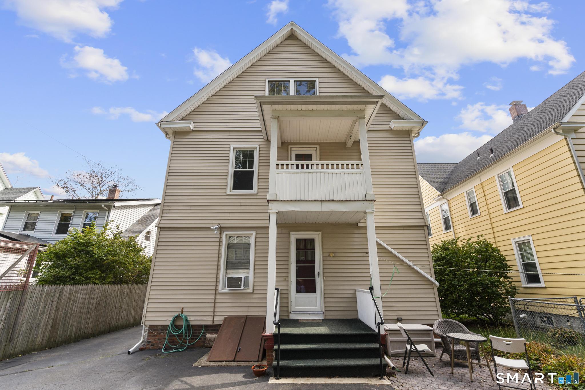 122 Clifford Street Hamden CT 06517