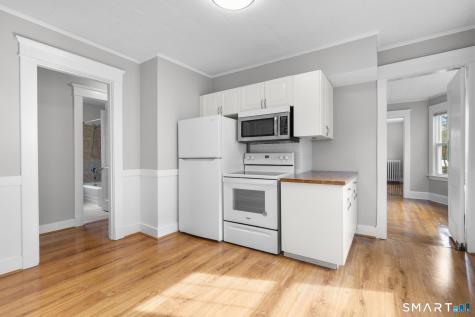 122 Clifford Street Hamden CT 06517