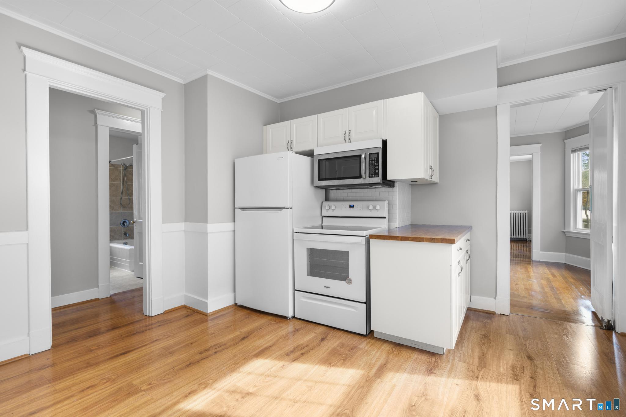 122 Clifford Street Hamden CT 06517