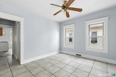 32-34 Park Terrace Bridgeport CT 06604