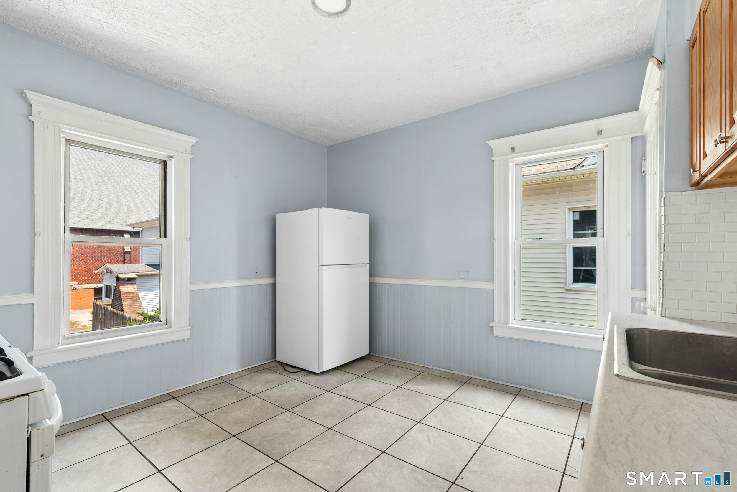 32-34 Park Terrace Bridgeport CT 06604