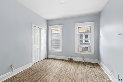 32-34 Park Terrace Bridgeport CT 06604