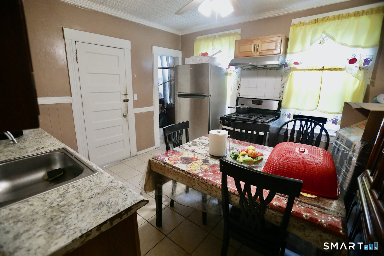 112 Anson Street Bridgeport CT 06606