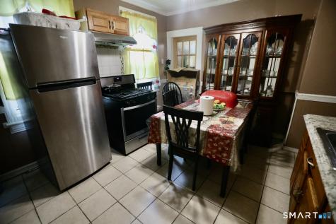 112 Anson Street Bridgeport CT 06606