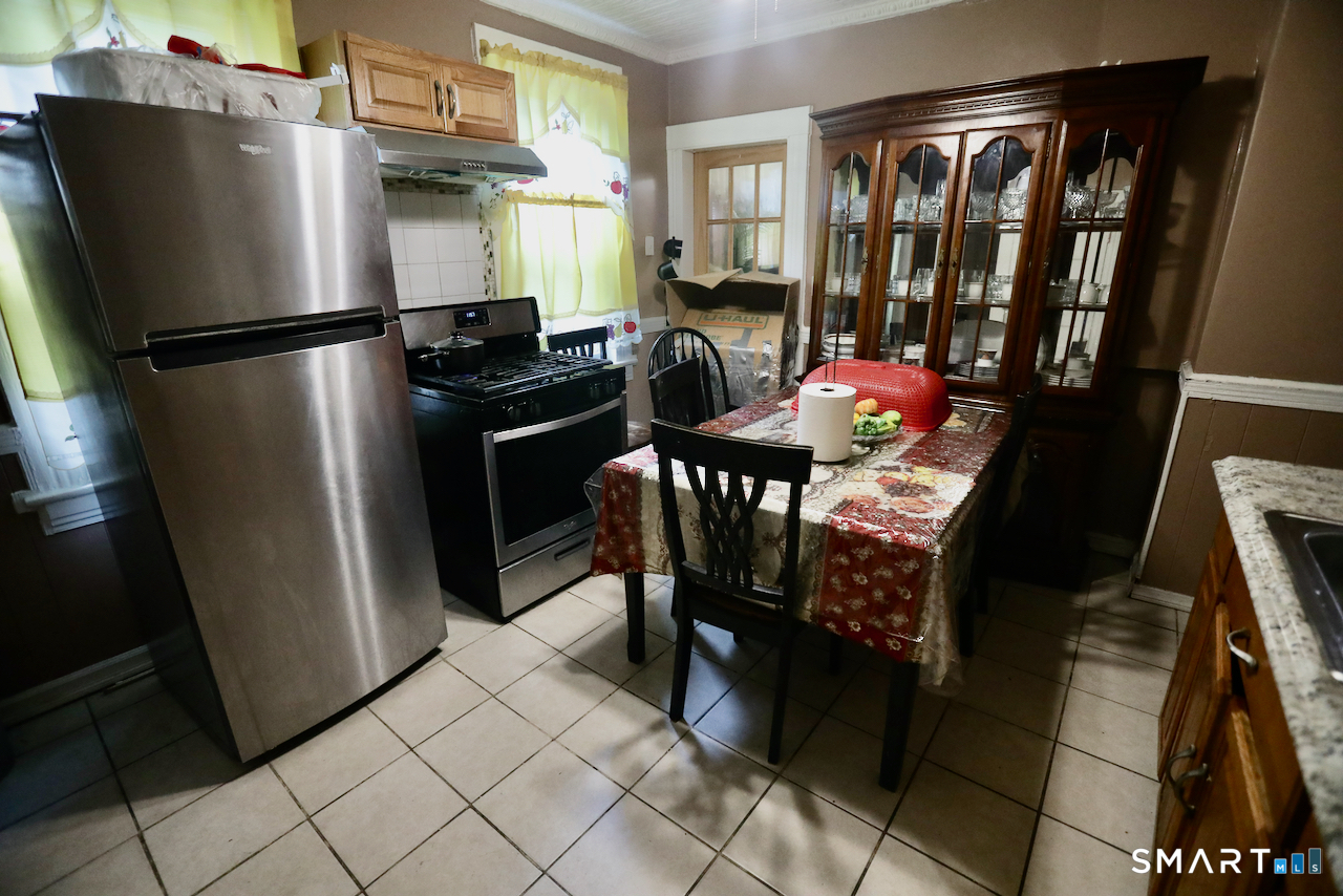 112 Anson Street Bridgeport CT 06606