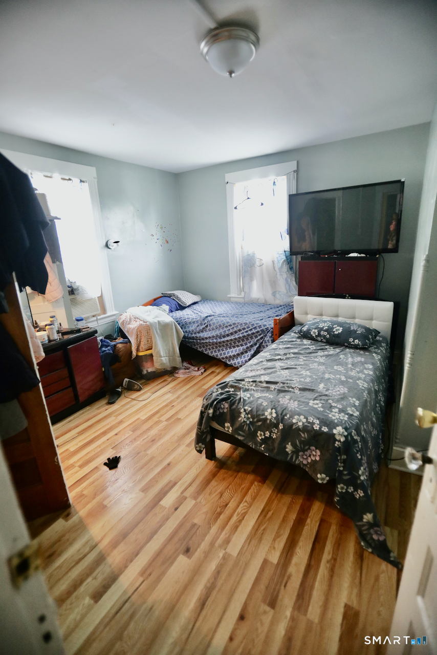 112 Anson Street Bridgeport CT 06606