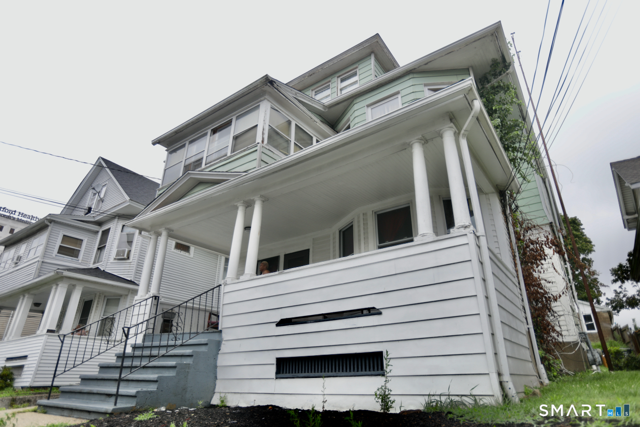 112 Anson Street Bridgeport CT 06606