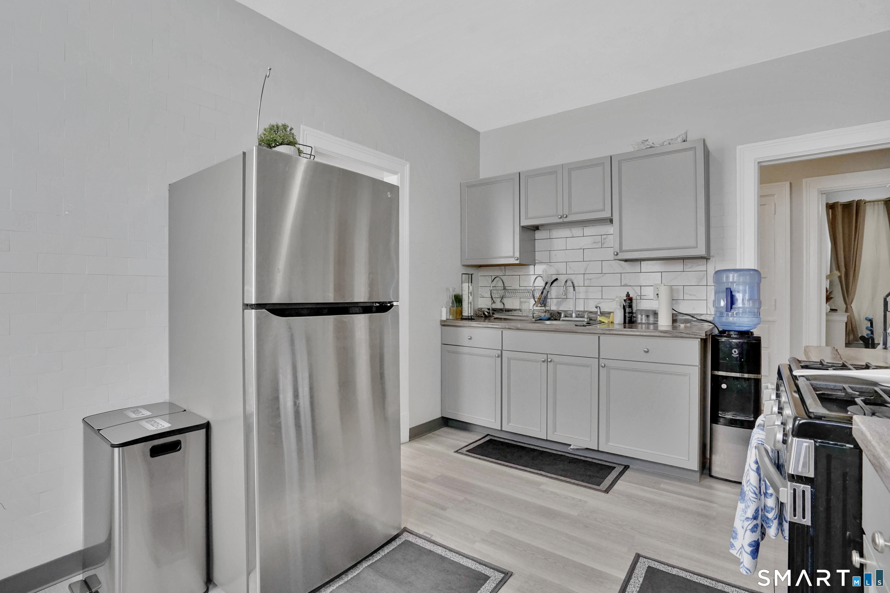 41-43 Hebron Street Hartford CT 06112
