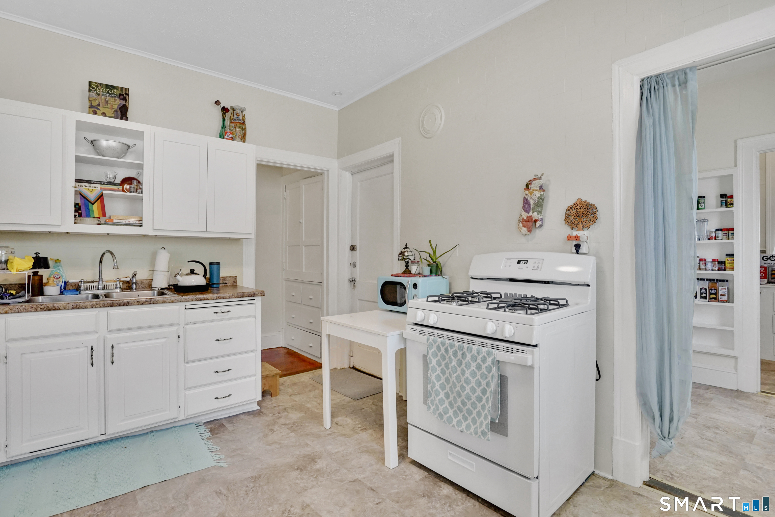 41-43 Hebron Street Hartford CT 06112