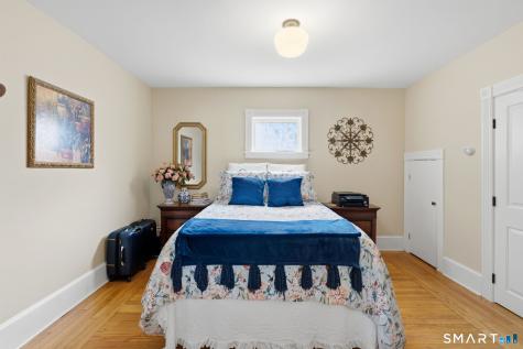 68 School Street Groton CT 06355