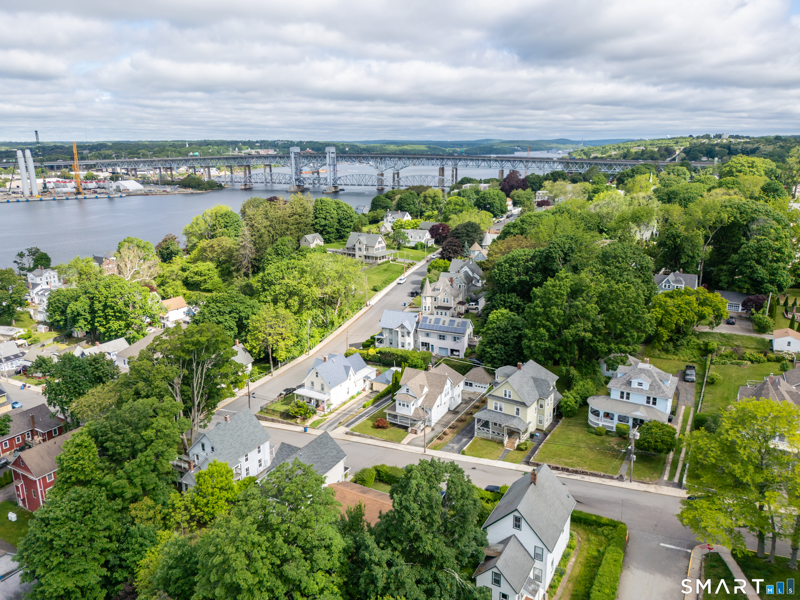 68 School Street Groton CT 06355