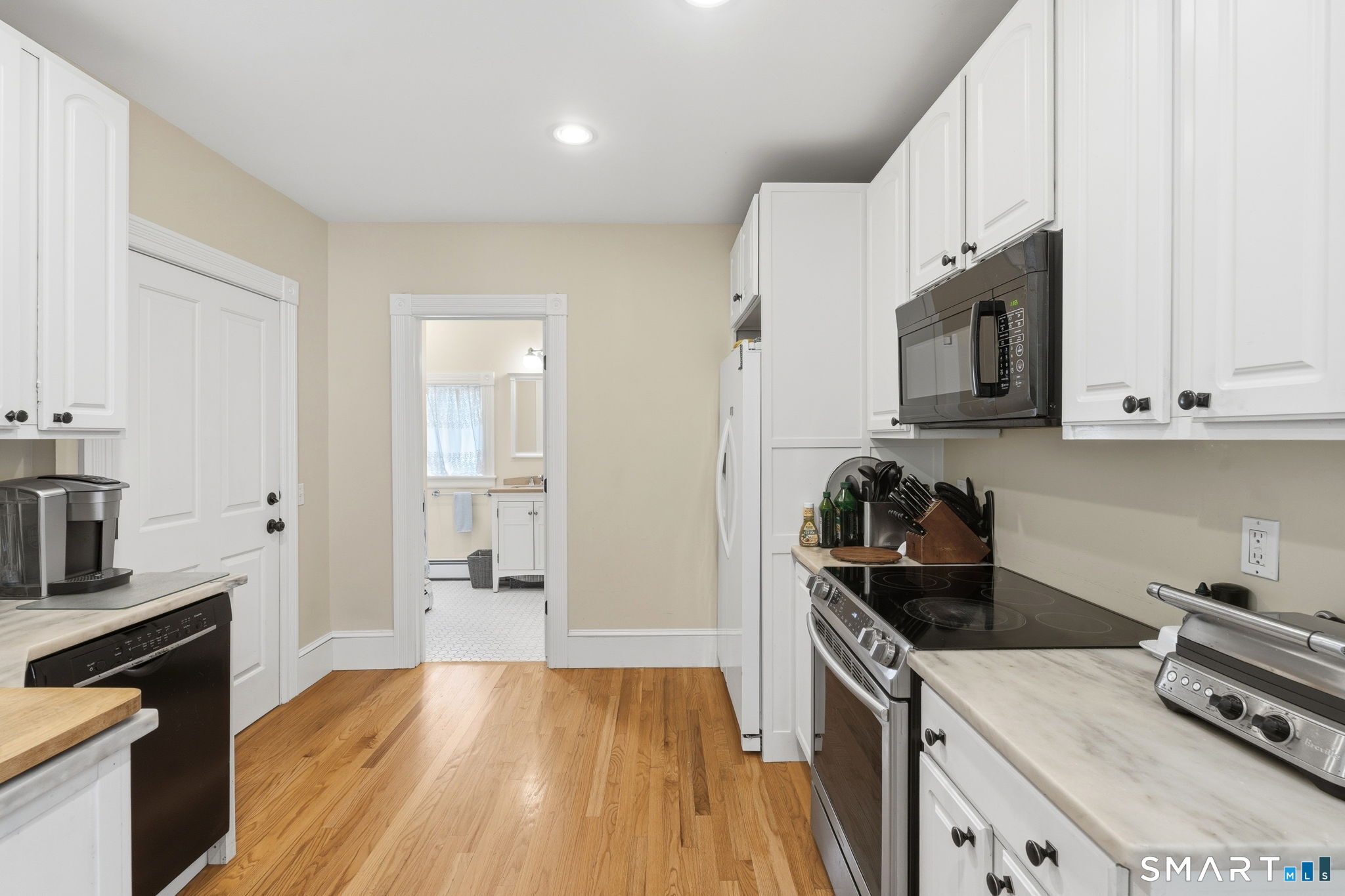 68 School Street Groton CT 06355