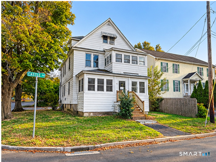 133 Castle Avenue Fairfield CT 06825