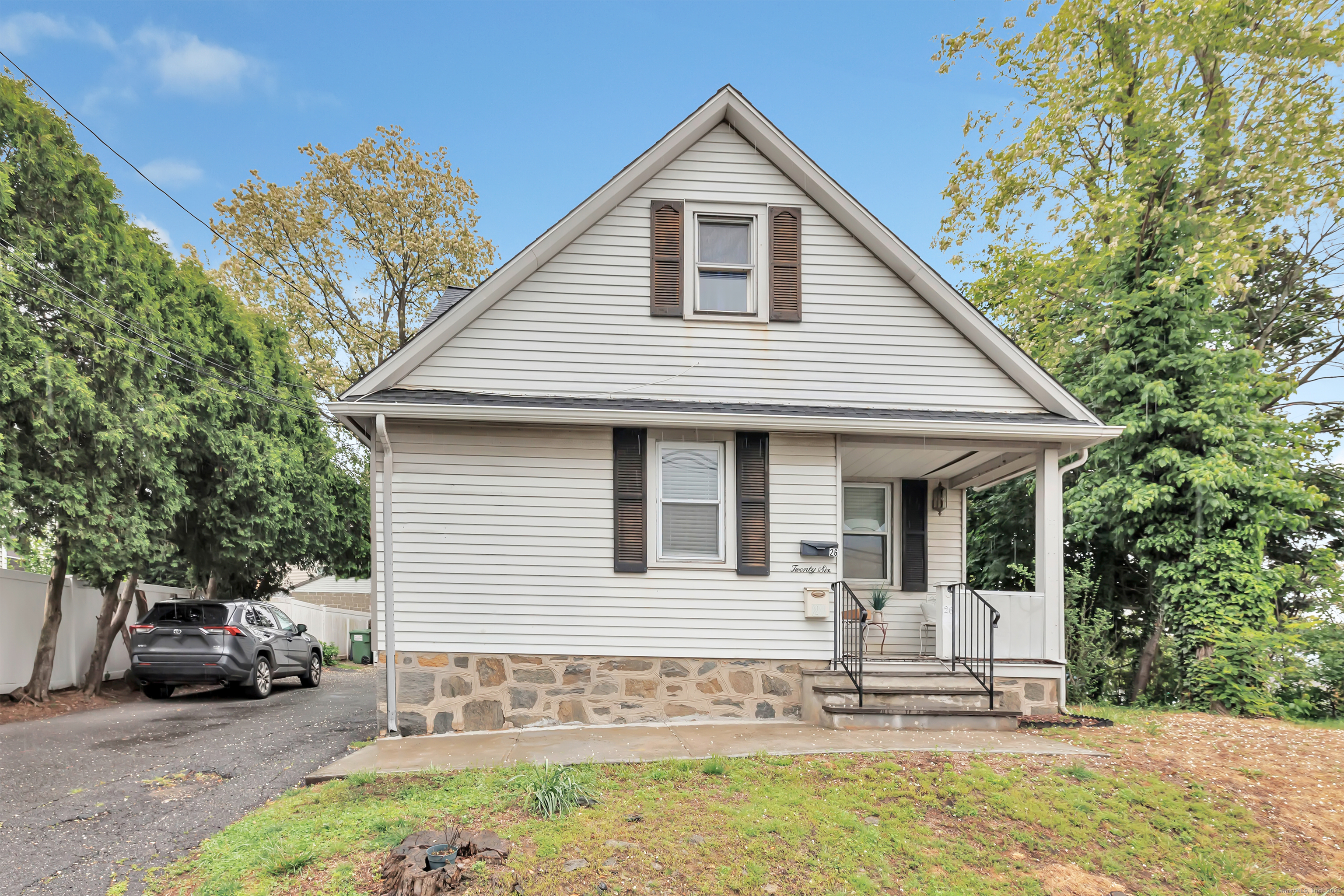 26 Longfellow Avenue Fairfield CT 06825