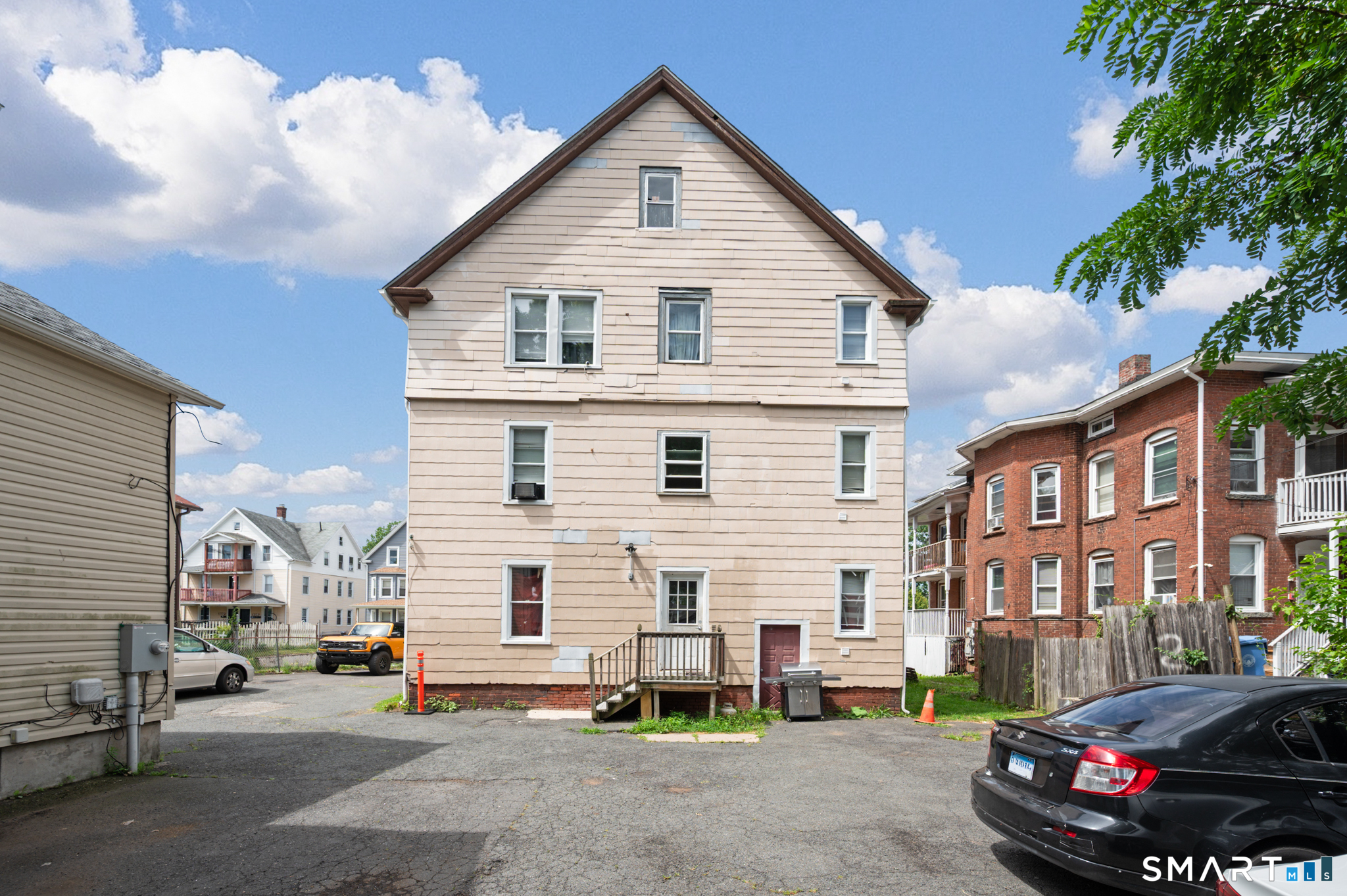 324 South Main Street New Britain CT 06051