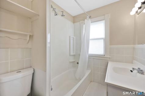 24 Thompson Court Enfield CT 06082