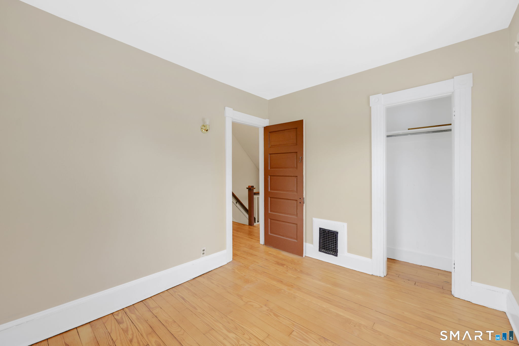 24 Thompson Court Enfield CT 06082