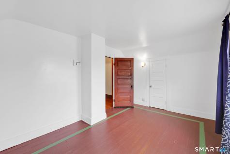 24 Thompson Court Enfield CT 06082