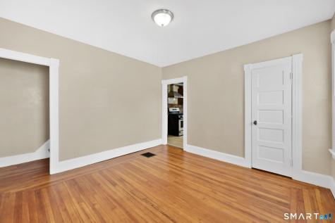 24 Thompson Court Enfield CT 06082