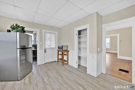 24 Thompson Court Enfield CT 06082