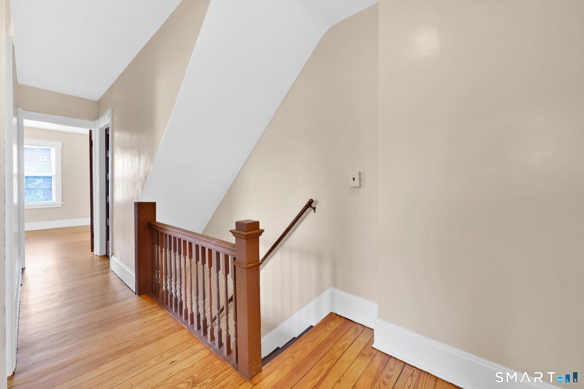 24 Thompson Court Enfield CT 06082