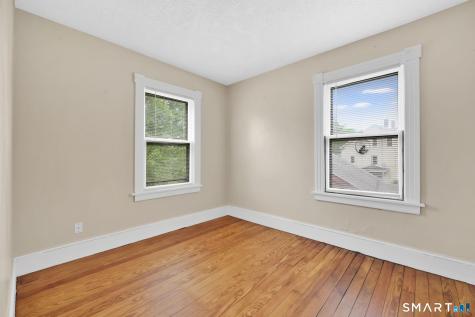 24 Thompson Court Enfield CT 06082