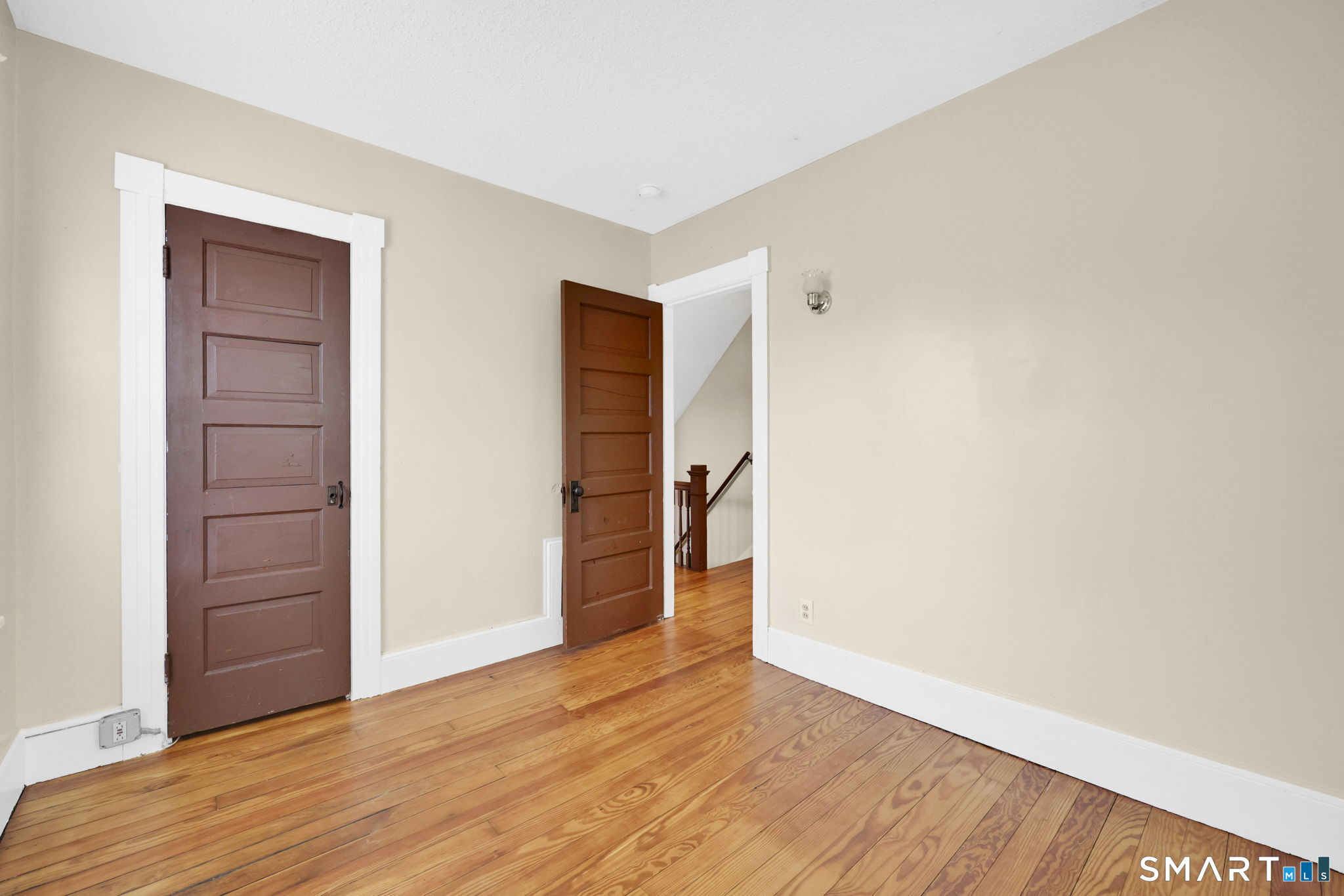 24 Thompson Court Enfield CT 06082