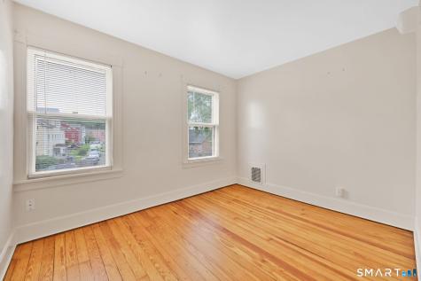 24 Thompson Court Enfield CT 06082