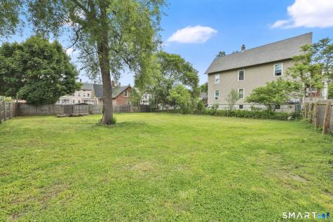 24 Thompson Court Enfield CT 06082