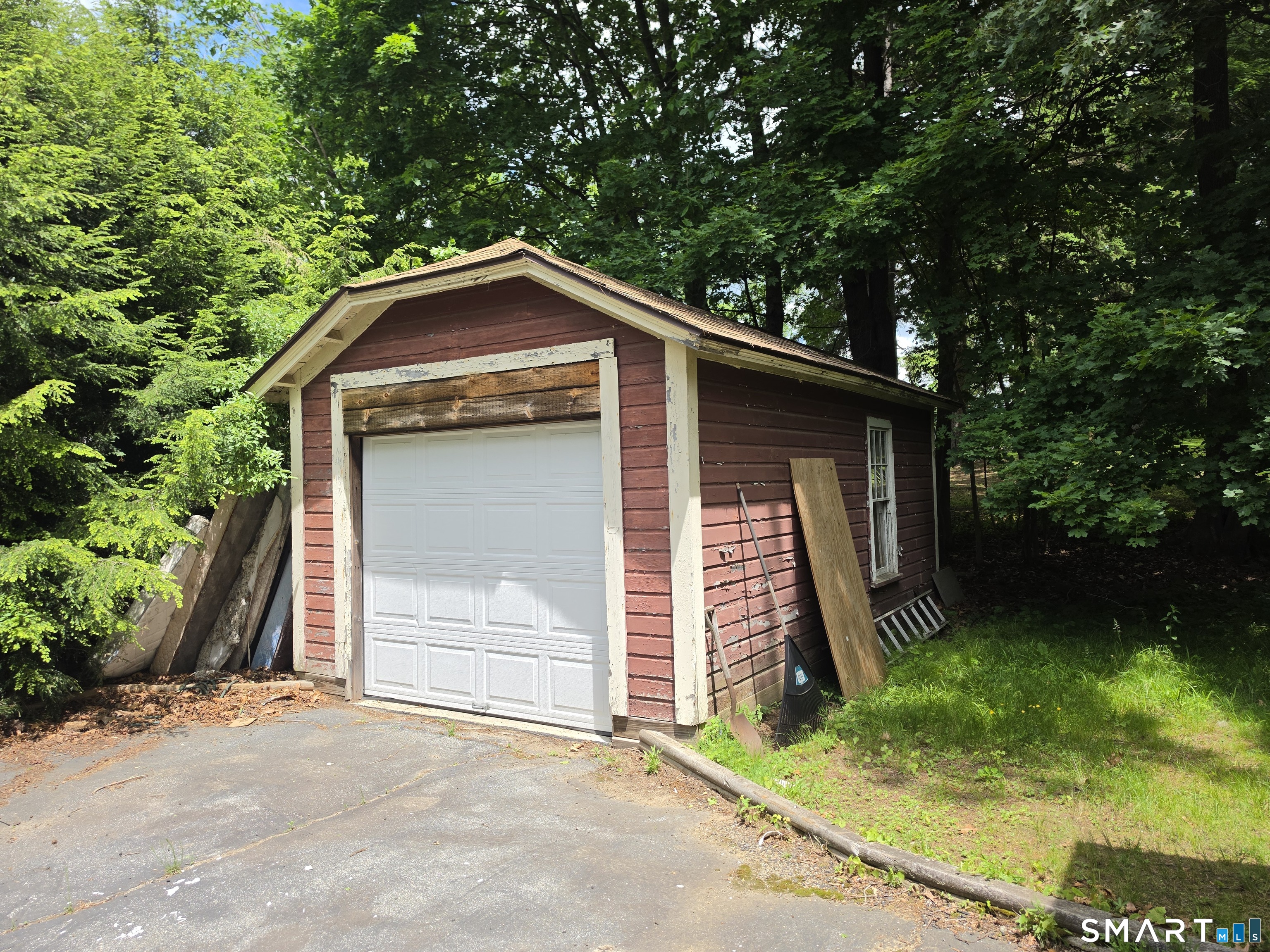 170 Maple Street Killingly CT 06239