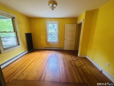 170 Maple Street Killingly CT 06239