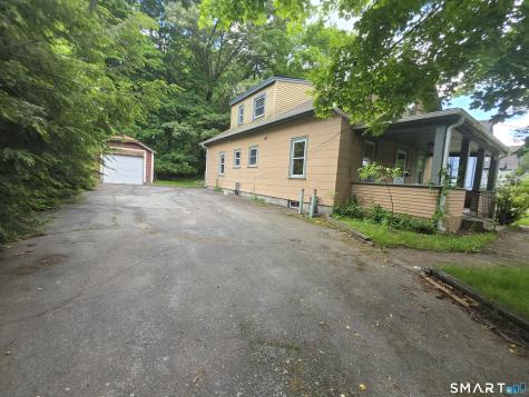 170 Maple Street Killingly CT 06239
