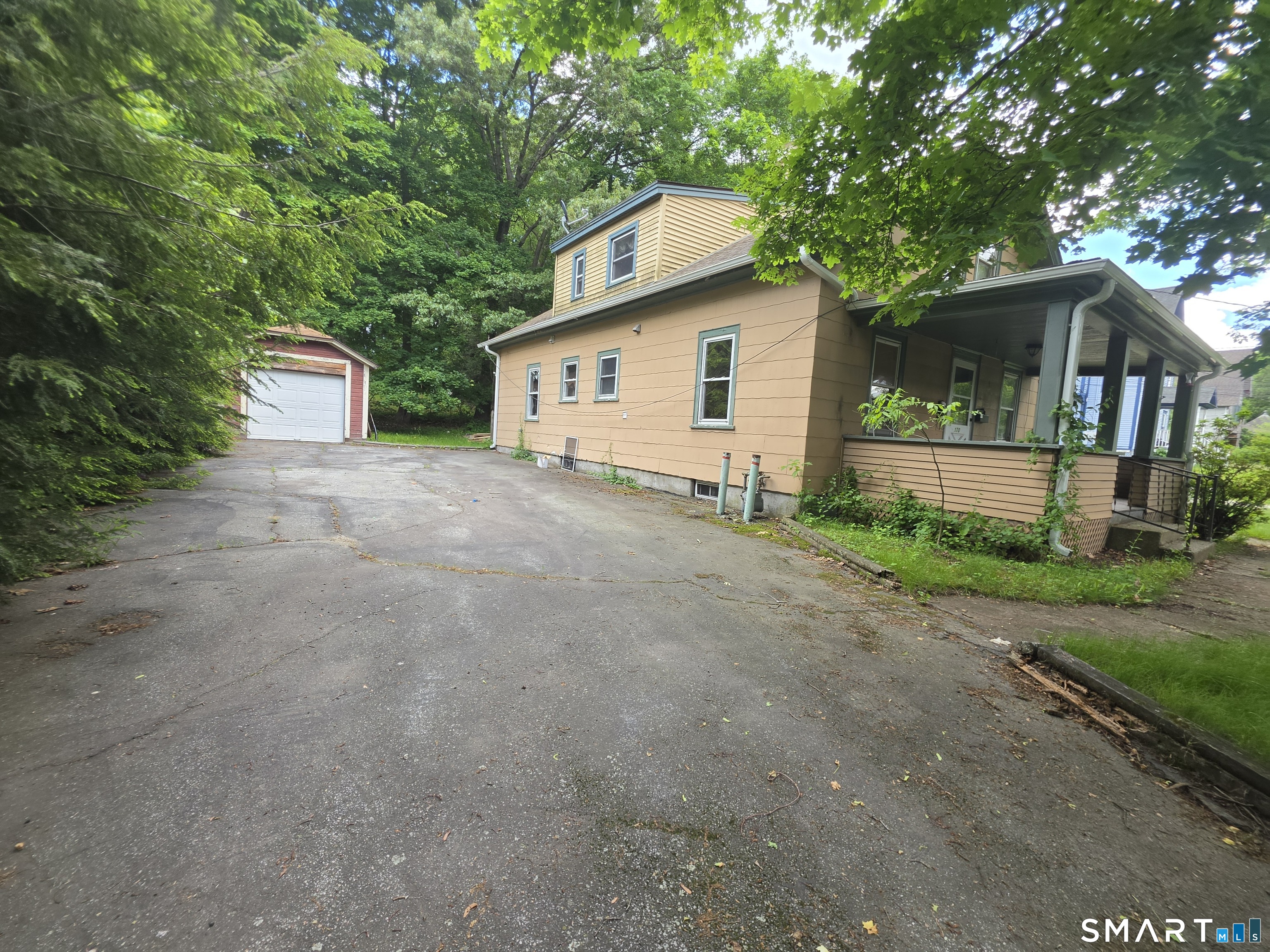 170 Maple Street Killingly CT 06239