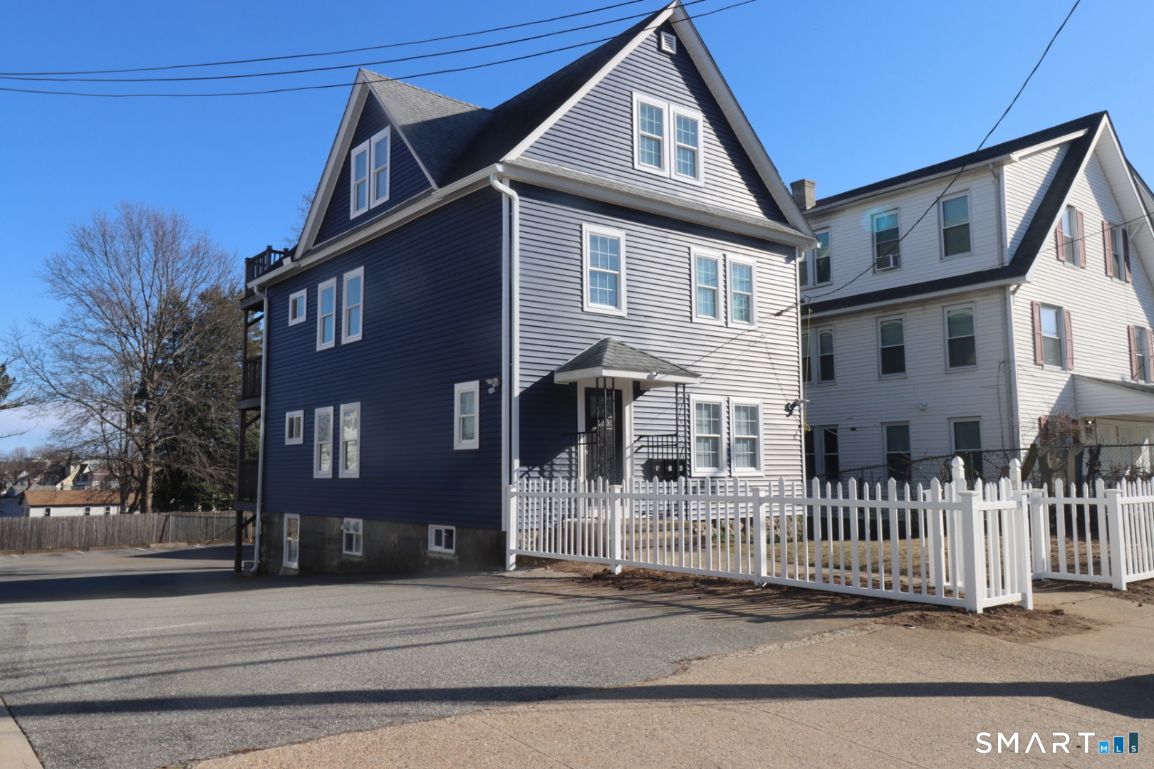 198 Montauk Avenue New London CT 06320