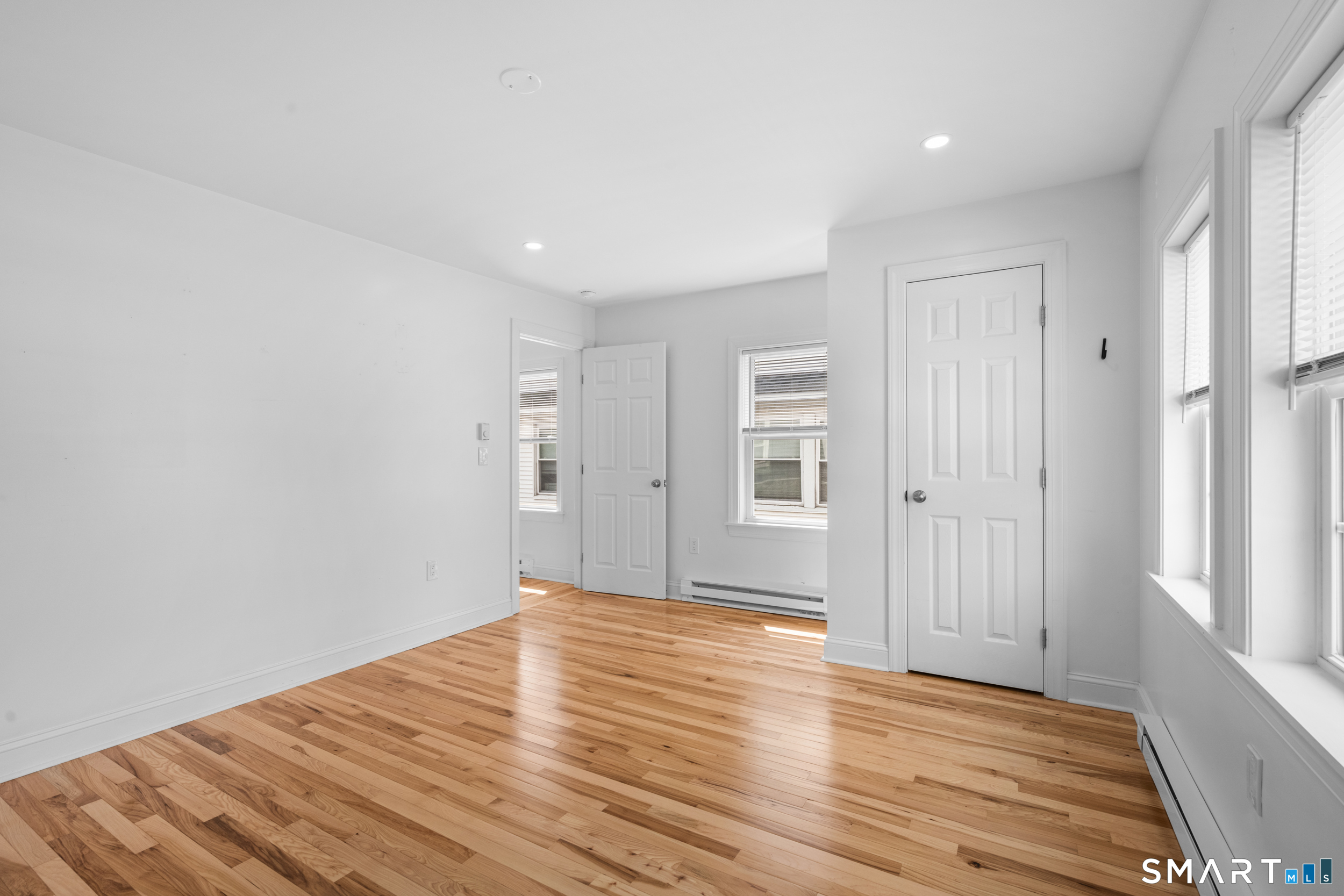 198 Montauk Avenue New London CT 06320