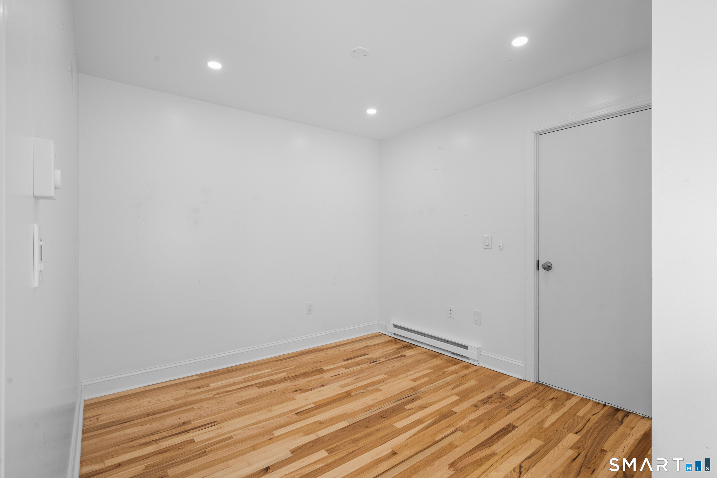 198 Montauk Avenue New London CT 06320